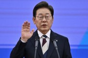 丽江重回青瓦台 复苏经济 弥合社会裂痕 韩国新总统有哪些执政计划？